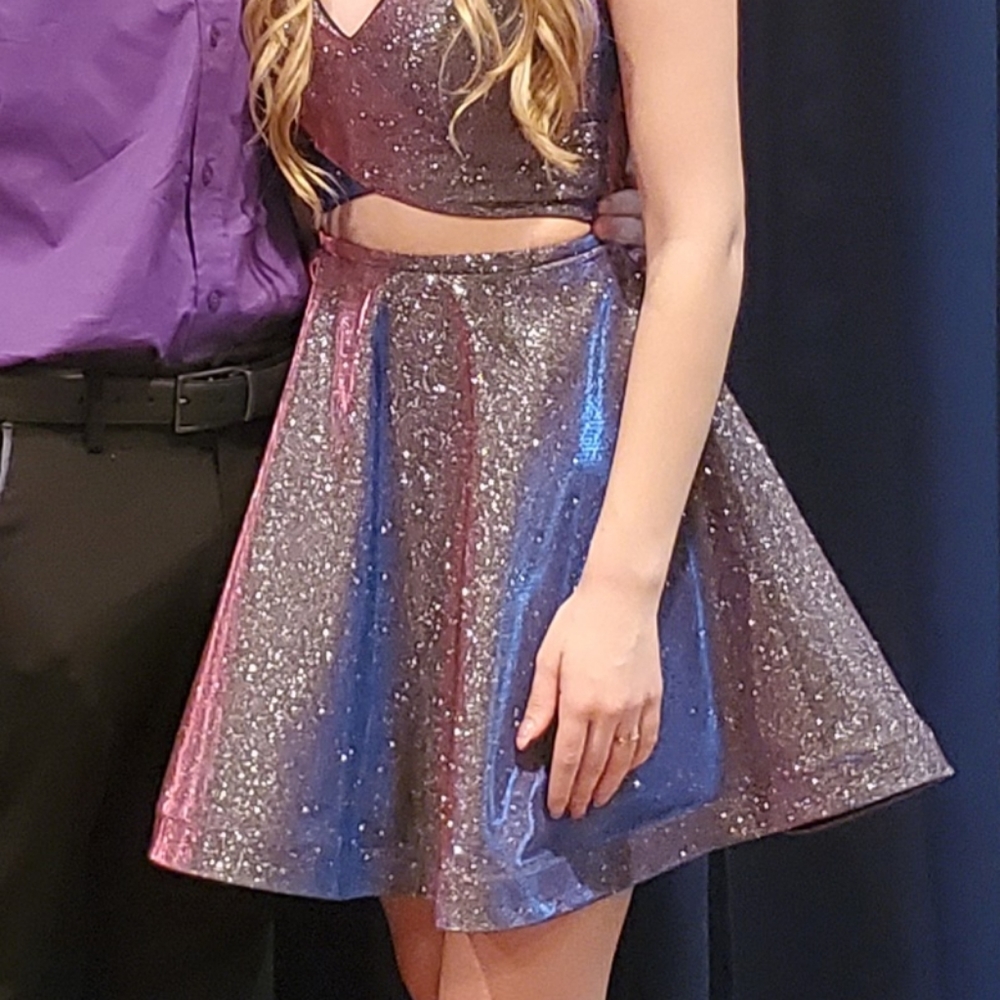 Ellie Wilde  MON CHERI 2 piece dress.  SIZE: 0 Color: Pink/Royal Blue